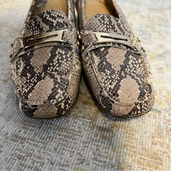 GEOX Respira Snake Embossed Loafers Women's Leather Shoes Size 36 EU - Picture 9 of 9